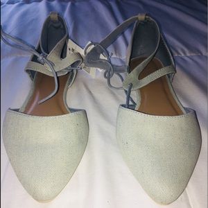 Gap flat shoes